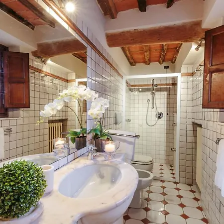 Viola Residenze Seicento * Capannori